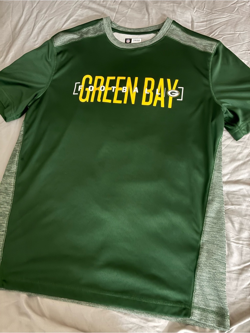 Green Bay Packers Team Apparel Shirt Size Medium